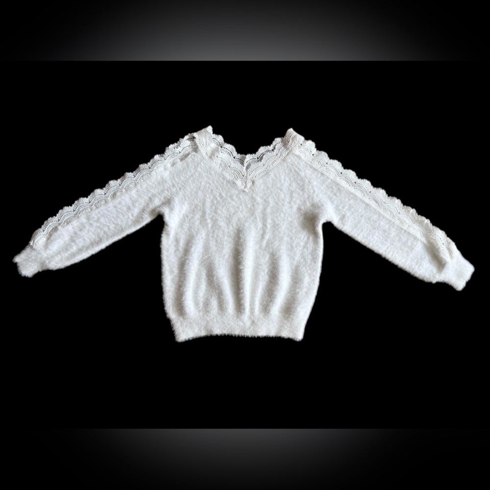 Bibi Size Small Sweater